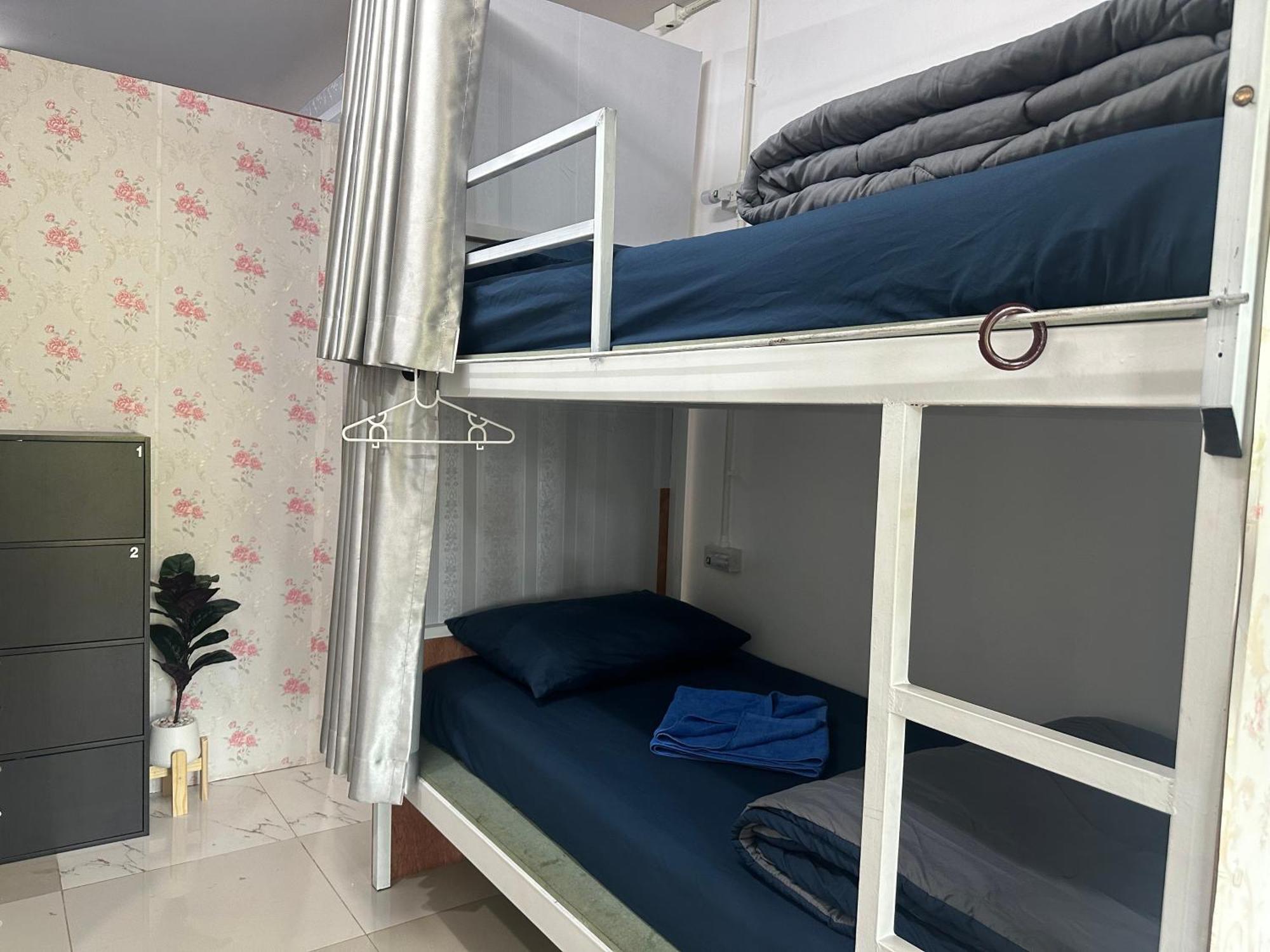 Sweed Dee Seaview Hostel Фи Фи Айлънд Екстериор снимка